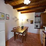 Вилла Podere Varlunga Borgo alla Collina